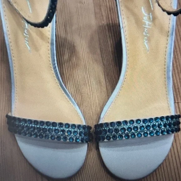 Betsy Johnson NWT - Size 7.5 Elegant Debie Bejeweled Strap Wedge - Picture 8 of 14
